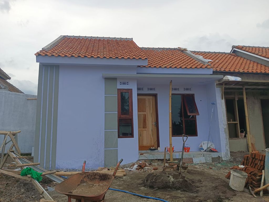 foto tampak rumah tipe 36 perumahan Griya asri Singojuruh