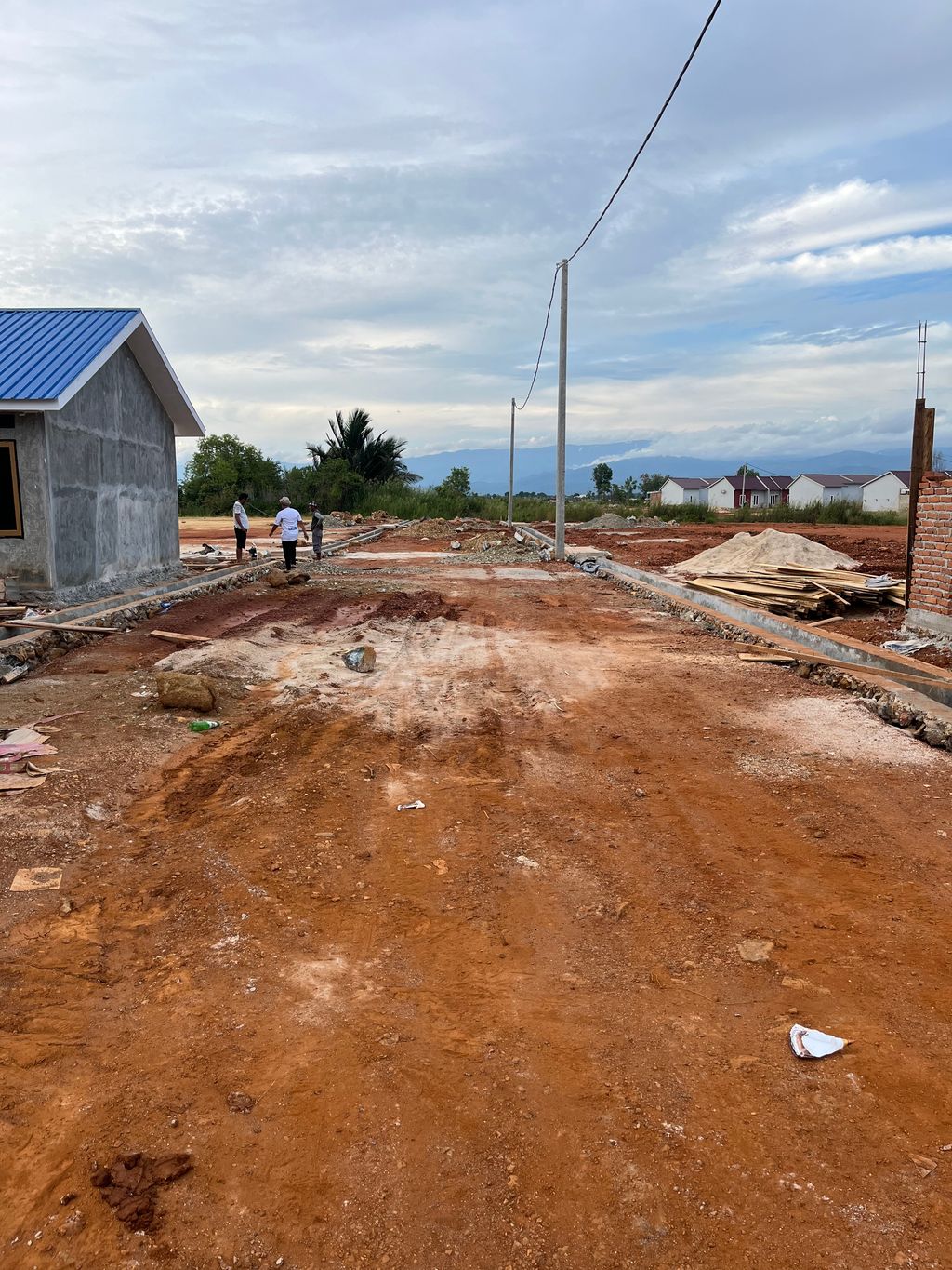 foto posisi tengah perumahan PRATAMA RESIDENCE