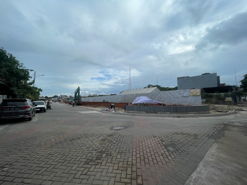 foto gerbang perumahan PACIFIC GARDEN PURI