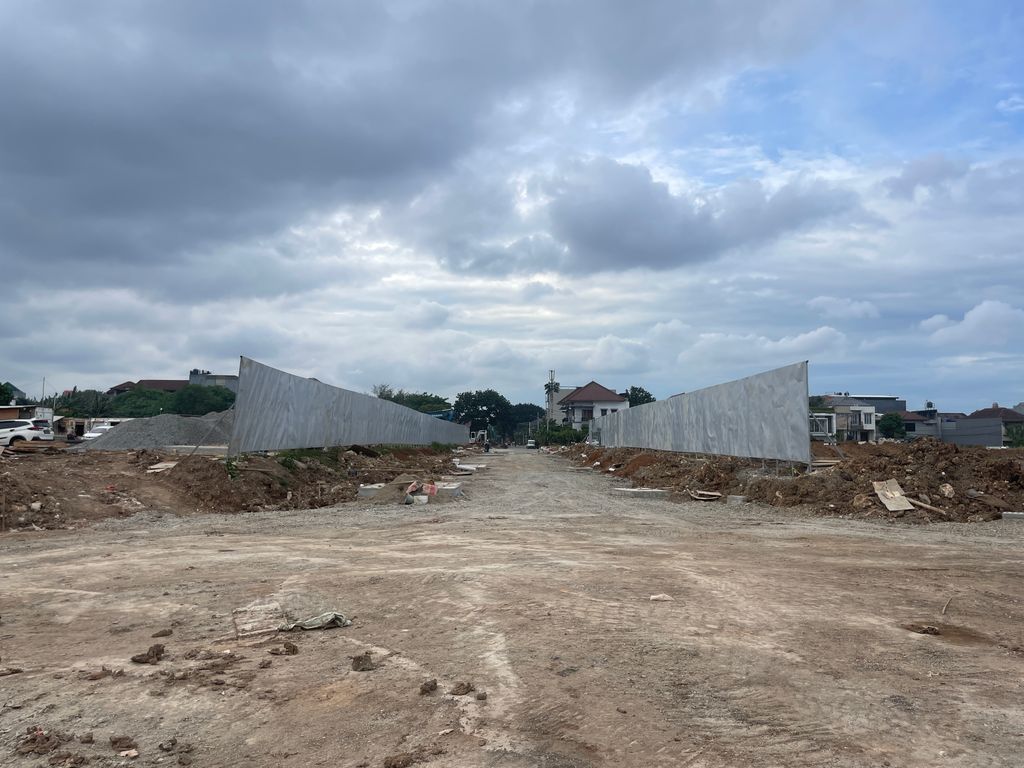 foto posisi tengah perumahan PACIFIC GARDEN PURI