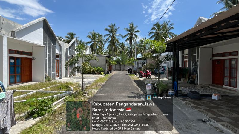 foto posisi tengah perumahan D'PRANS HOUSE SUCEN