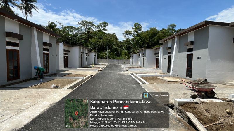 foto posisi tengah perumahan D'PRANS HOUSE CIBENDA