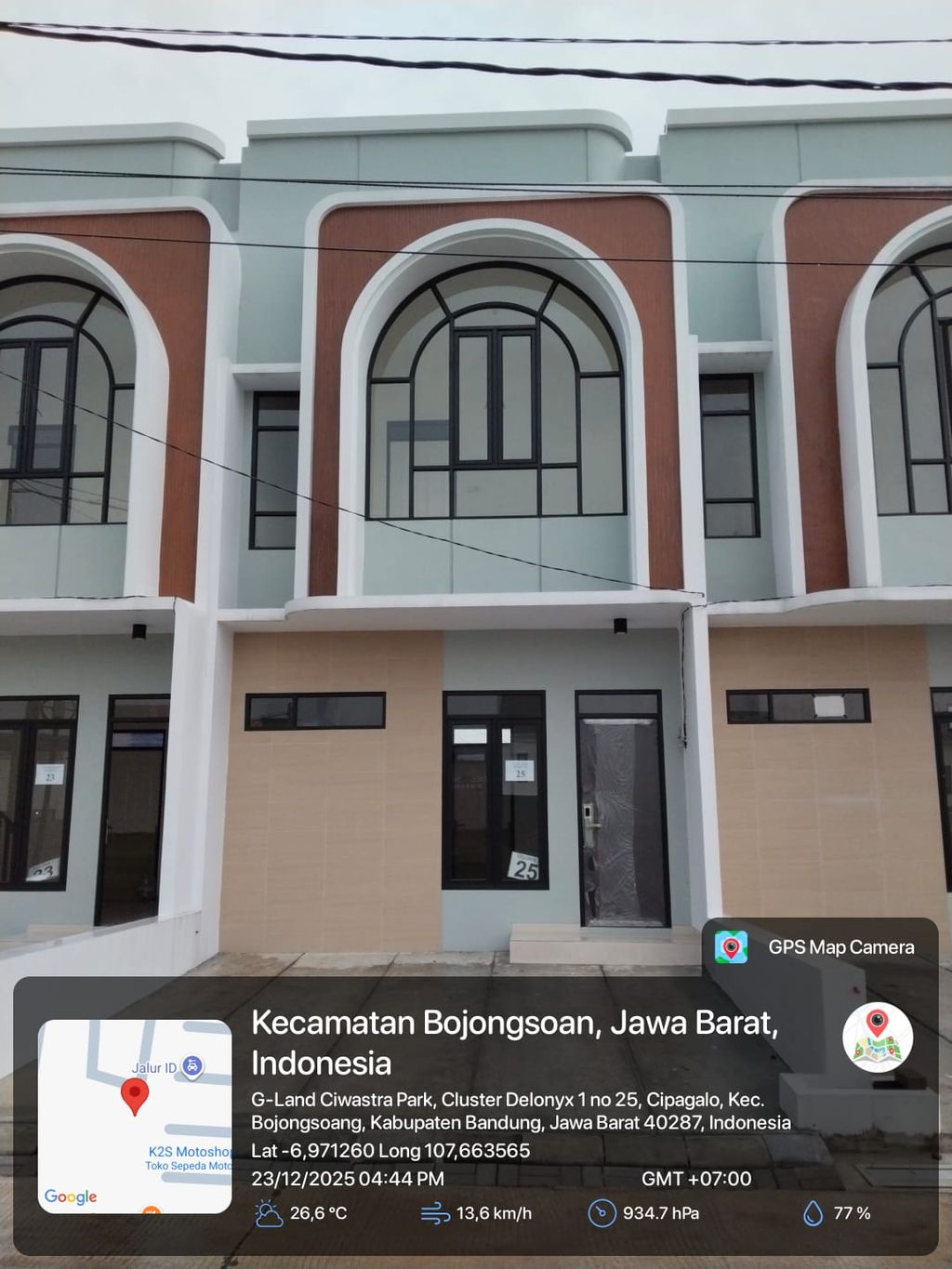 foto tampak rumah tipe 50 Compact 3 Kamar HC (526) perumahan G-Land Ciwastra Park 2