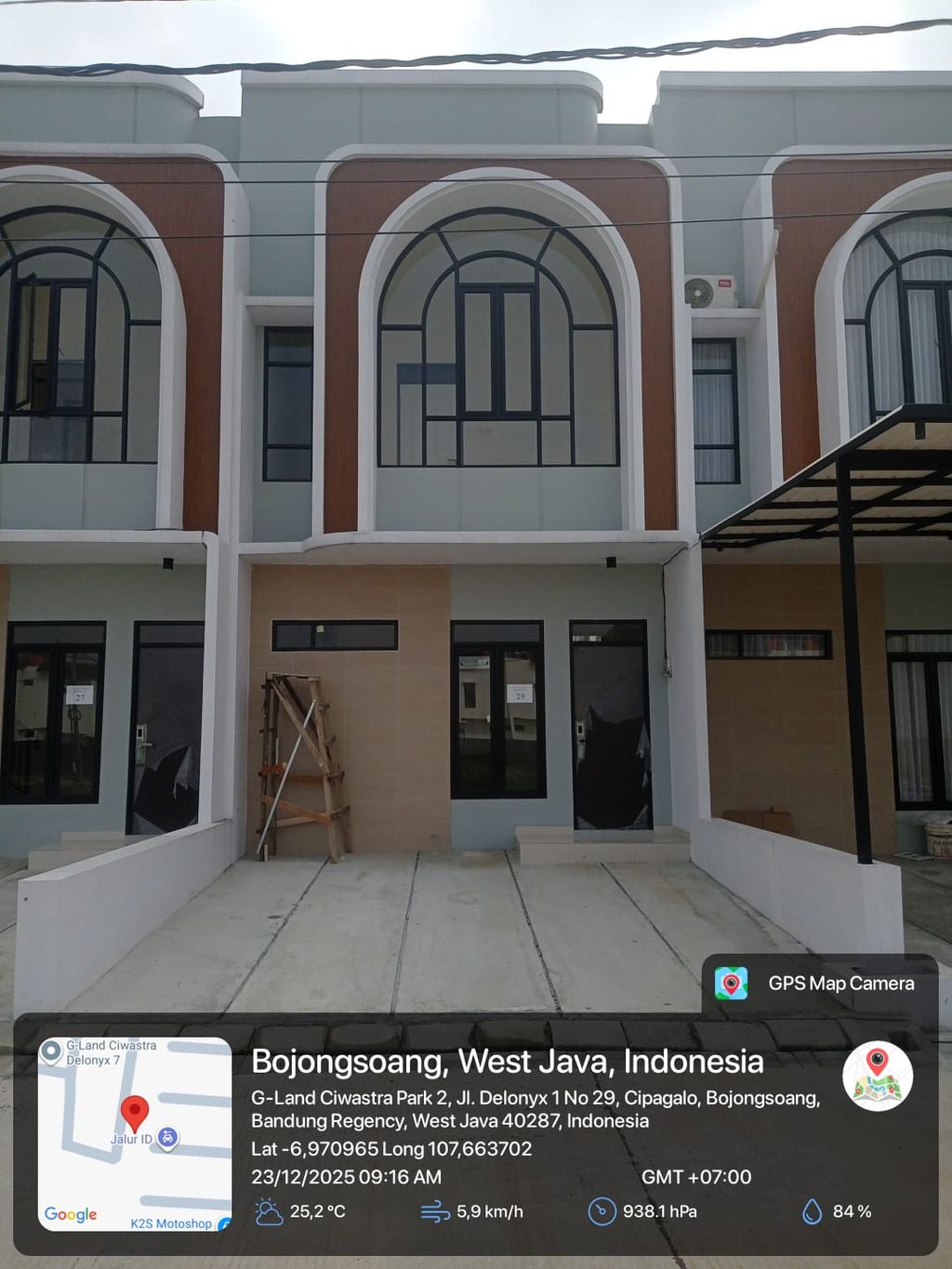 foto tampak rumah tipe 50 Compact 3 Kamar HC (526) perumahan G-Land Ciwastra Park 2