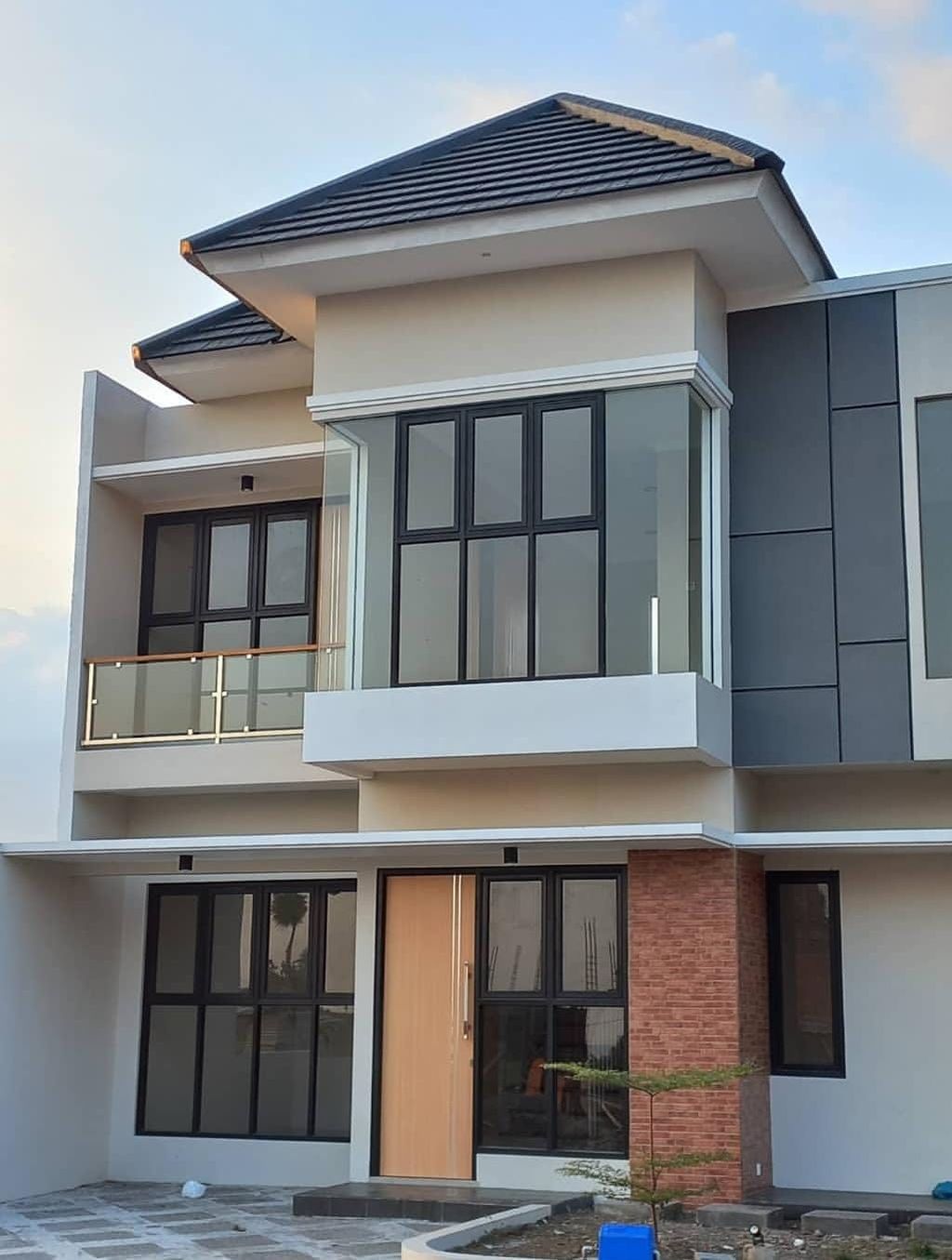 foto tampak rumah tipe 90 perumahan PERUMAHAN TJOKRO BOULEVARD