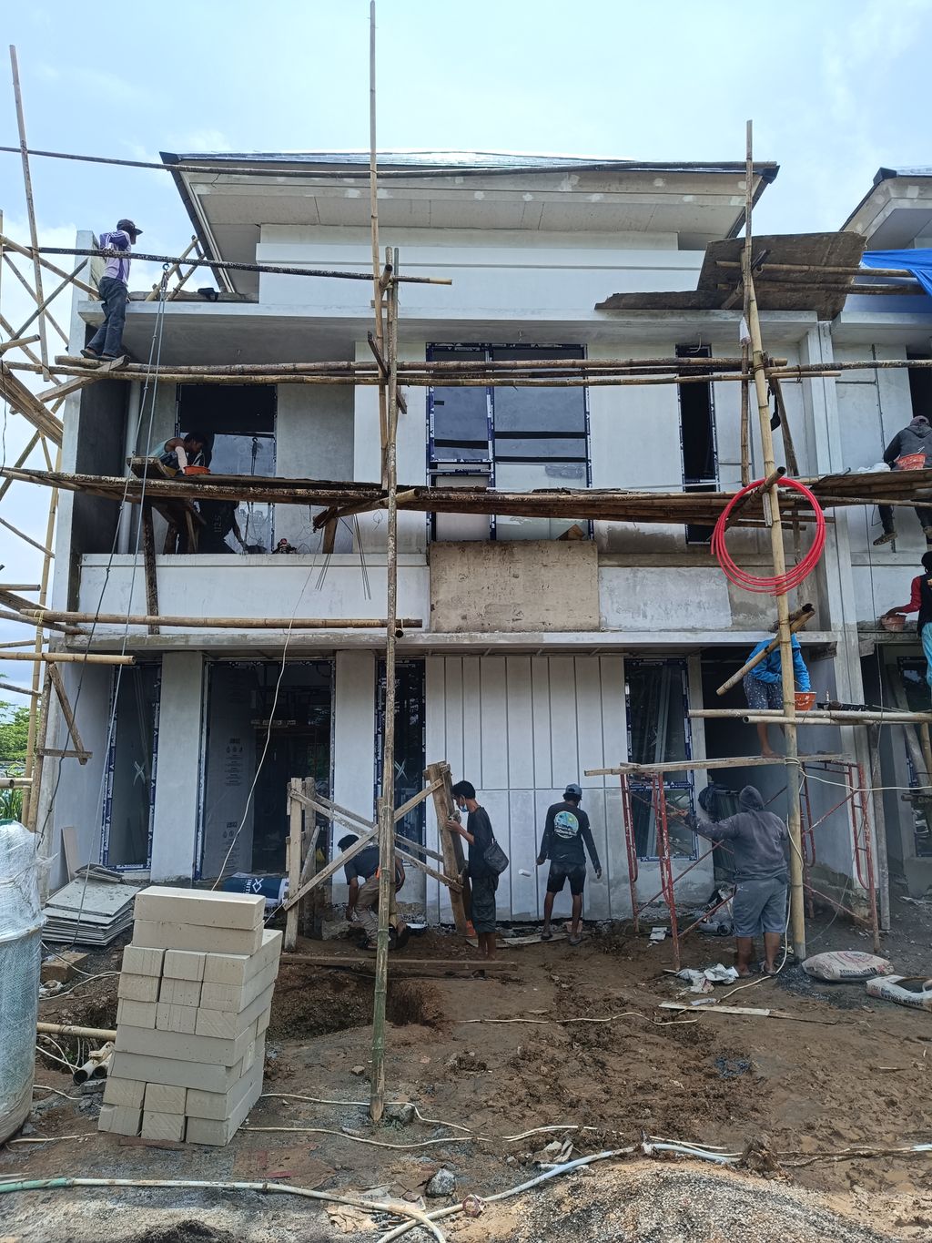 foto contoh rumah perumahan Kawasan Golden Royale