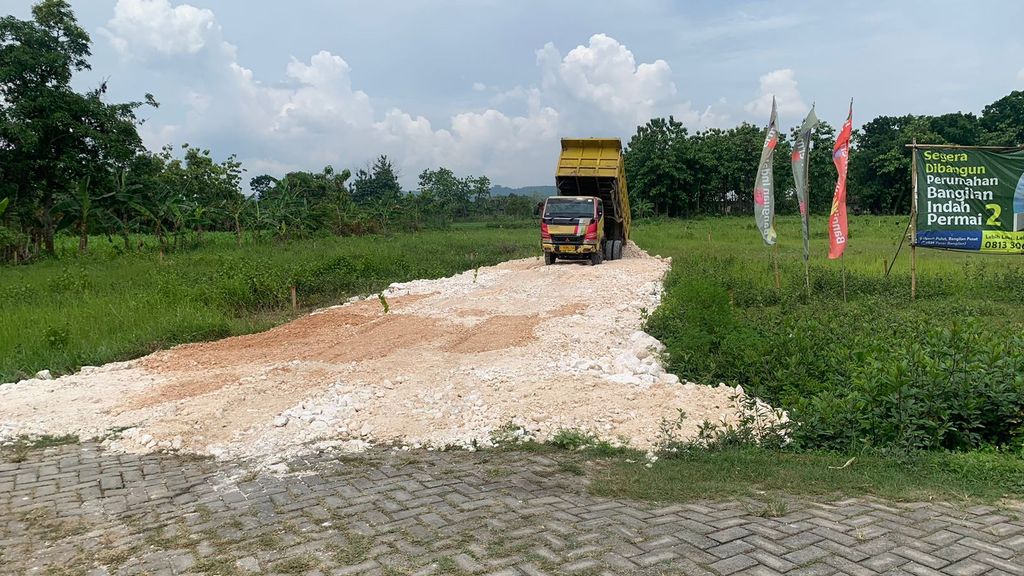 foto gerbang perumahan BANGILAN INDAH PERMAI 2