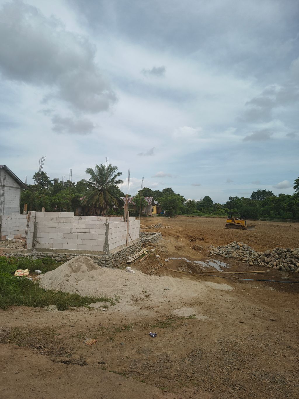 foto posisi tengah perumahan PERUMAHAN PESONA HOMEBASE