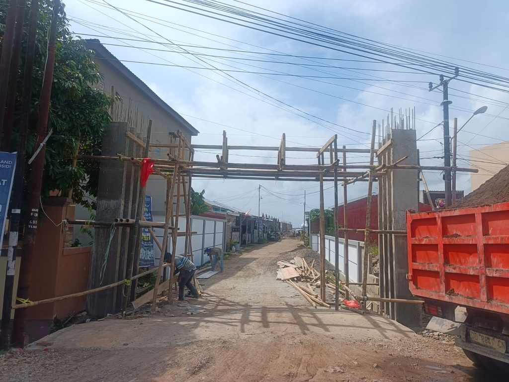 foto gerbang perumahan MAPPASOMBA LAND 2