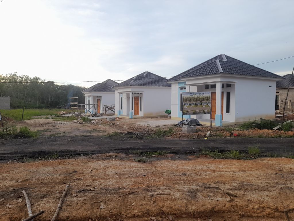 foto posisi tengah perumahan PERMATA INDAH TUGU JAM