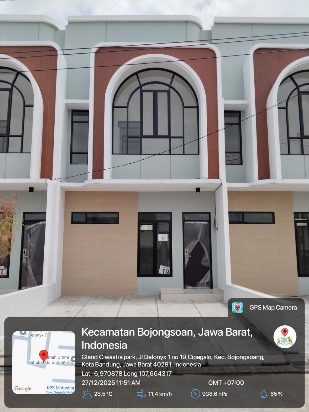 foto tampak rumah tipe 50 Compact 3 Kamar HC (556) perumahan G-Land Ciwastra Park 2