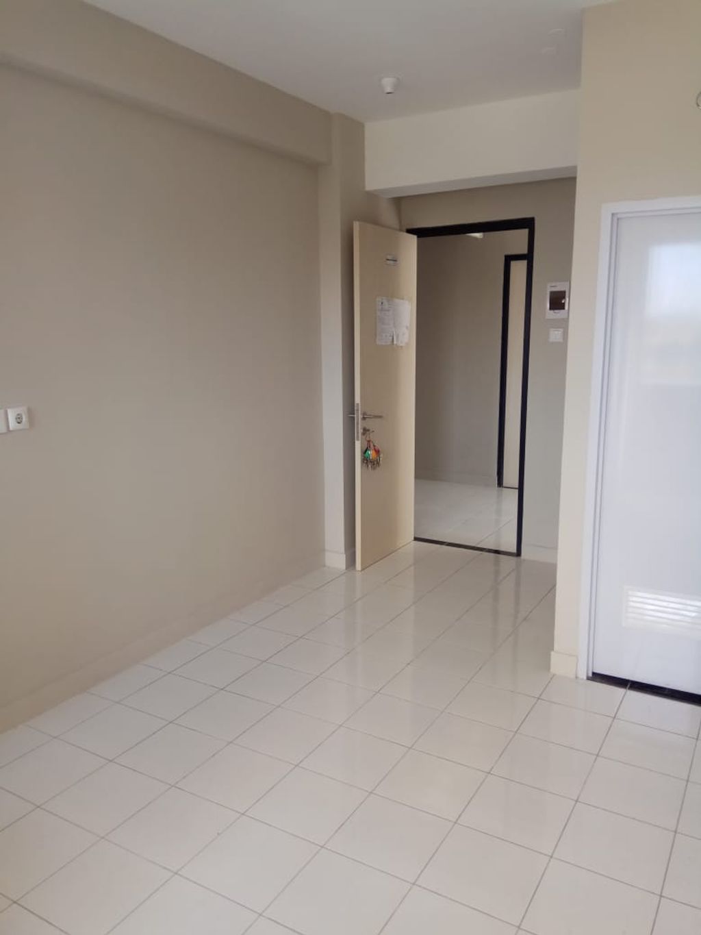 foto tampak rumah tipe STUDIO G perumahan Grand Kamala Lagoon