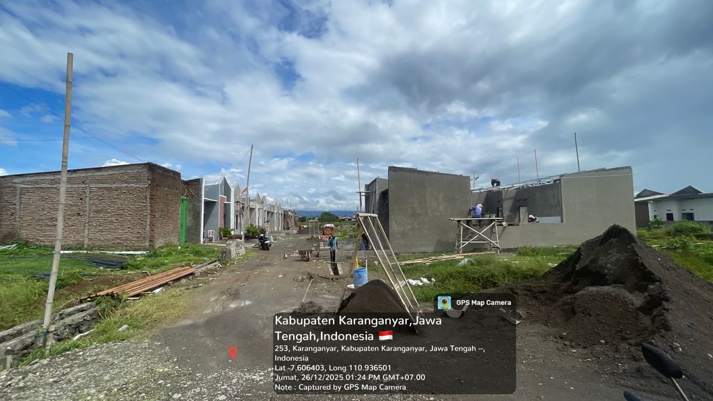 foto posisi tengah perumahan PESONA LALUNG ASRI (JUNGKE)