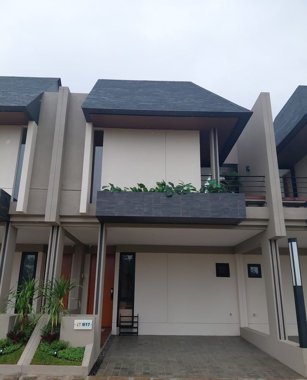 foto tampak rumah tipe KH-85 perumahan Kinary House