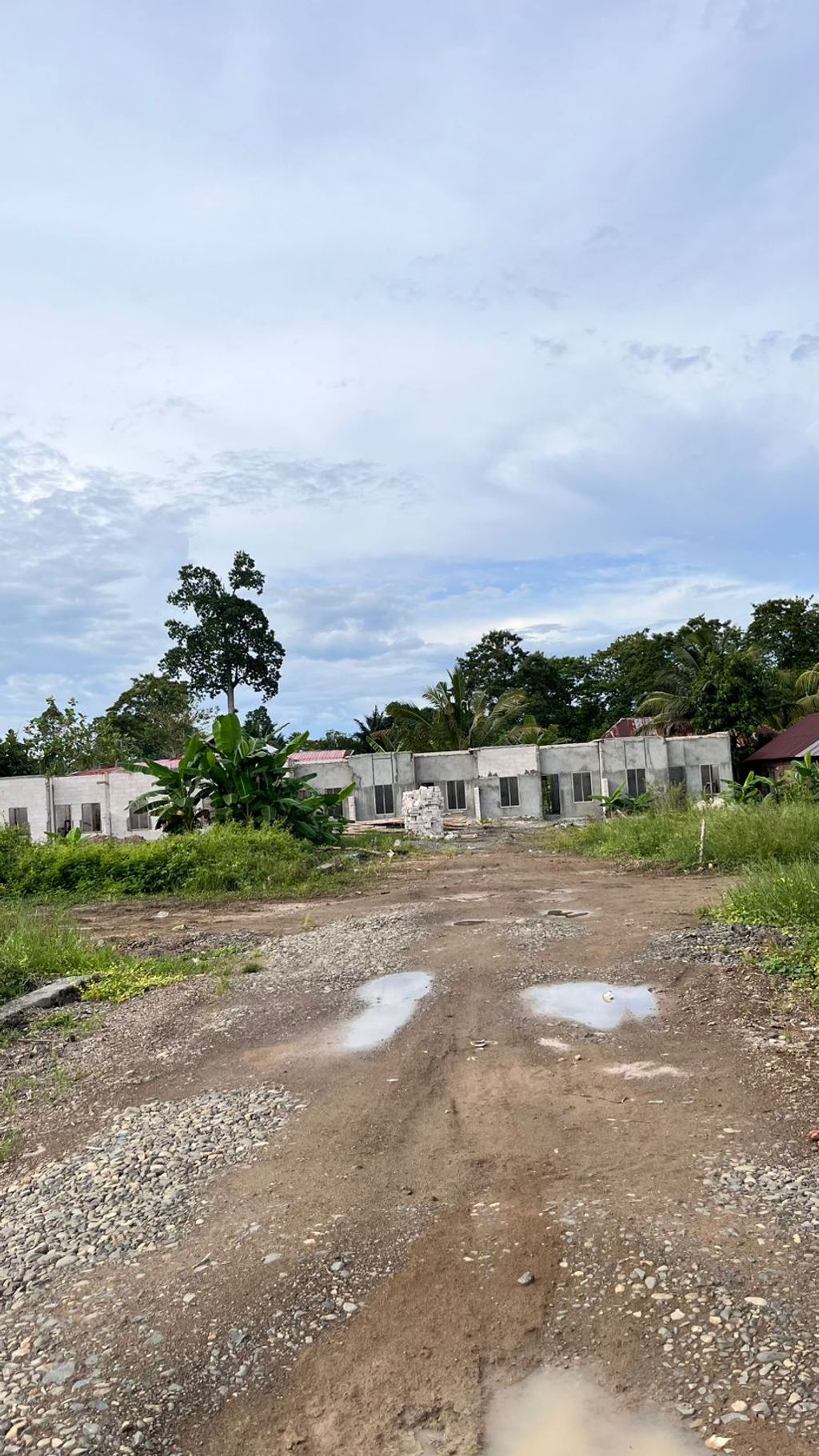 foto posisi tengah perumahan OS LAND RESIDENCE