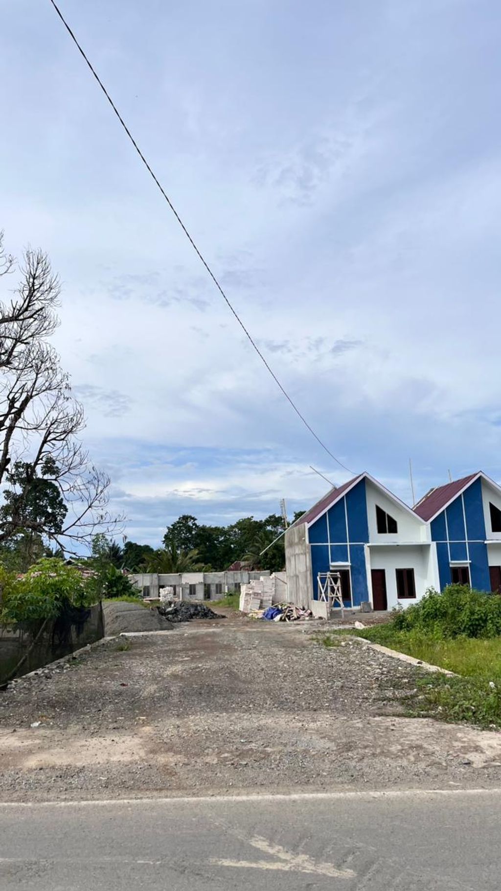 foto gerbang perumahan OS LAND RESIDENCE