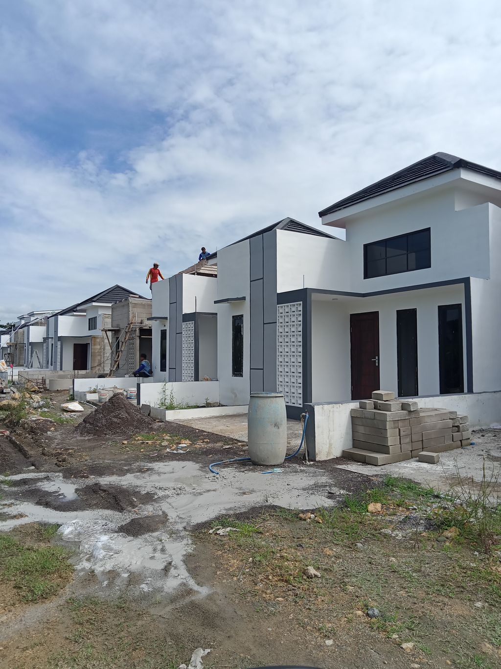 foto posisi tengah perumahan FAJAR RESIDENCE 001
