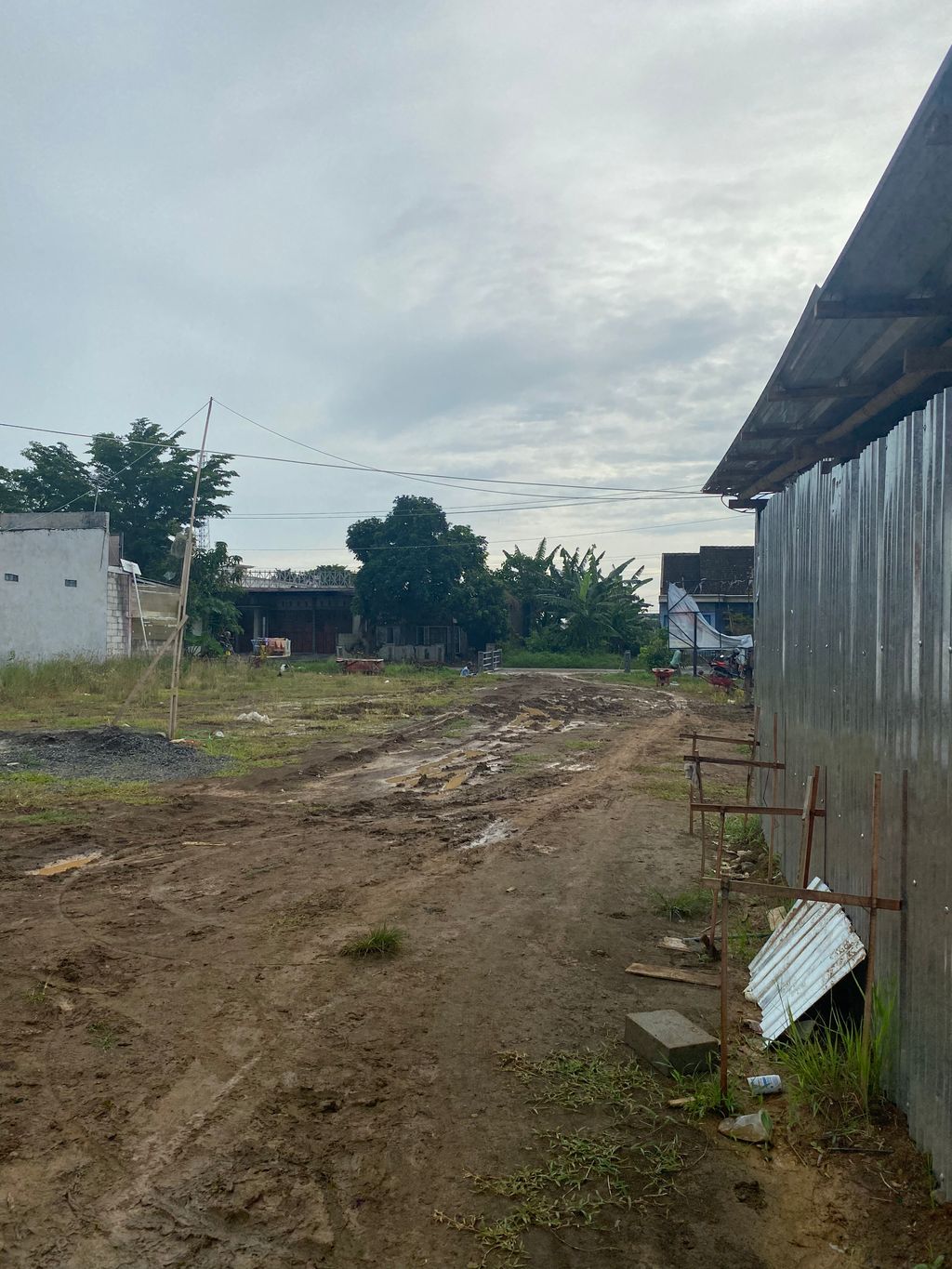 foto posisi tengah perumahan SRIKANDI RESIDENCE