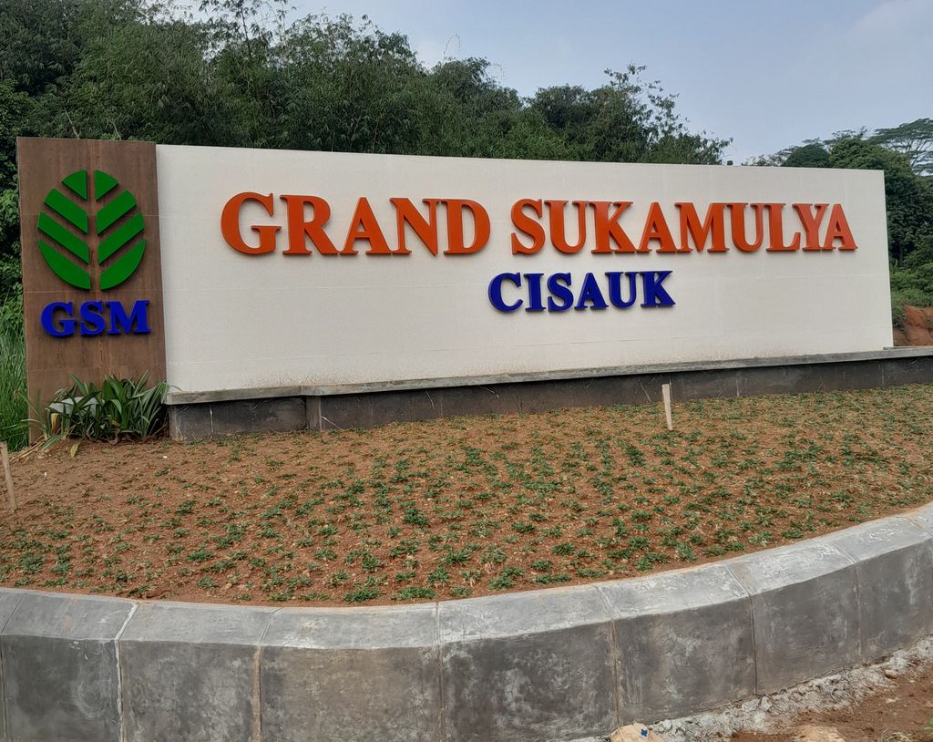 foto gerbang perumahan GRAND SUKAMULYA CISAUK
