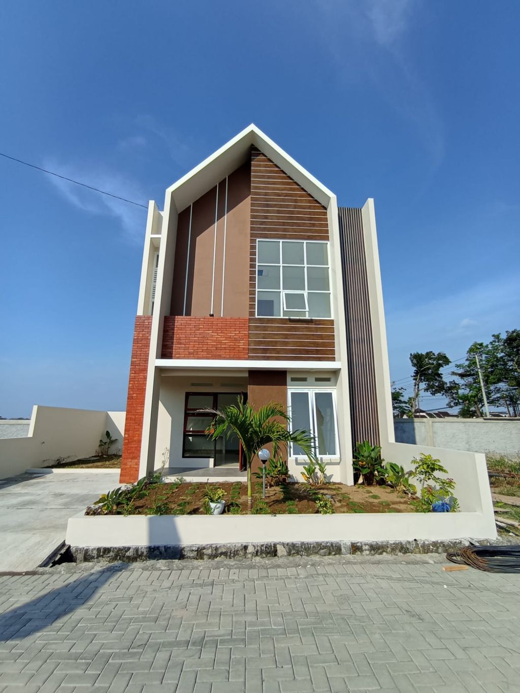 foto tampak rumah tipe T.70 perumahan Graha Pesona