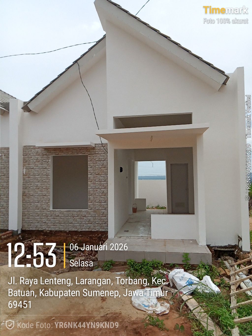 foto contoh rumah perumahan ANJANGSANA HILLS