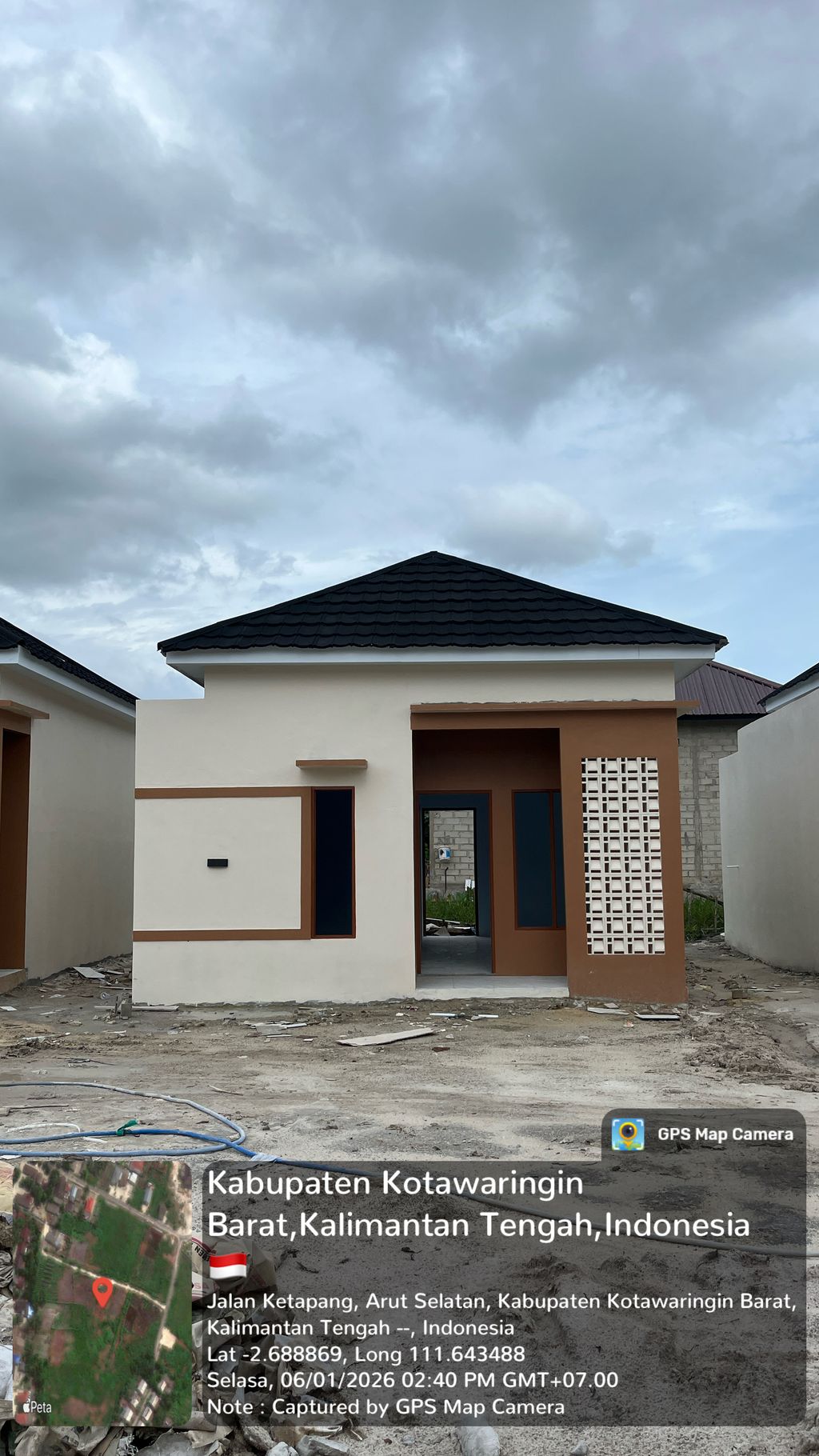 foto contoh rumah perumahan Shafira Permai