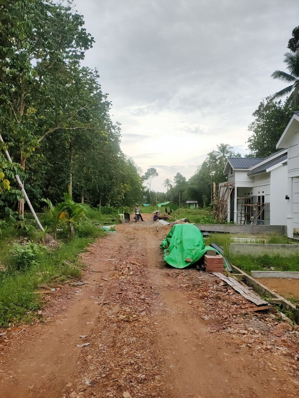 foto posisi tengah perumahan NAJWA RESIDENCE