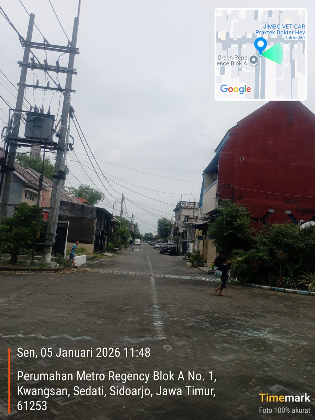 foto posisi tengah perumahan METRO REGENCY
