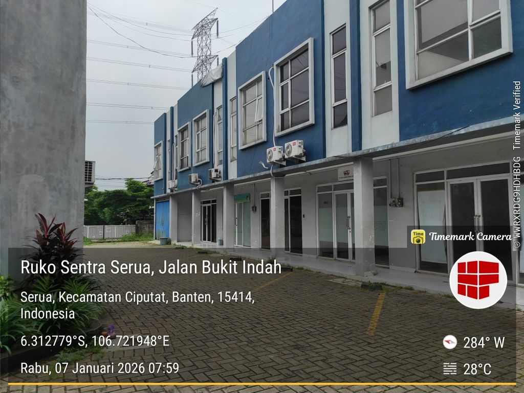 foto posisi tengah perumahan RUKO SENTRA SERUA