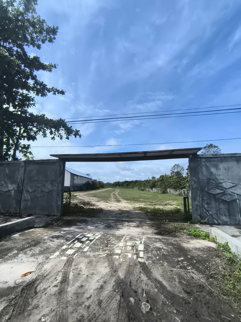 foto gerbang perumahan CALISTA MAHARANI RESIDENCE