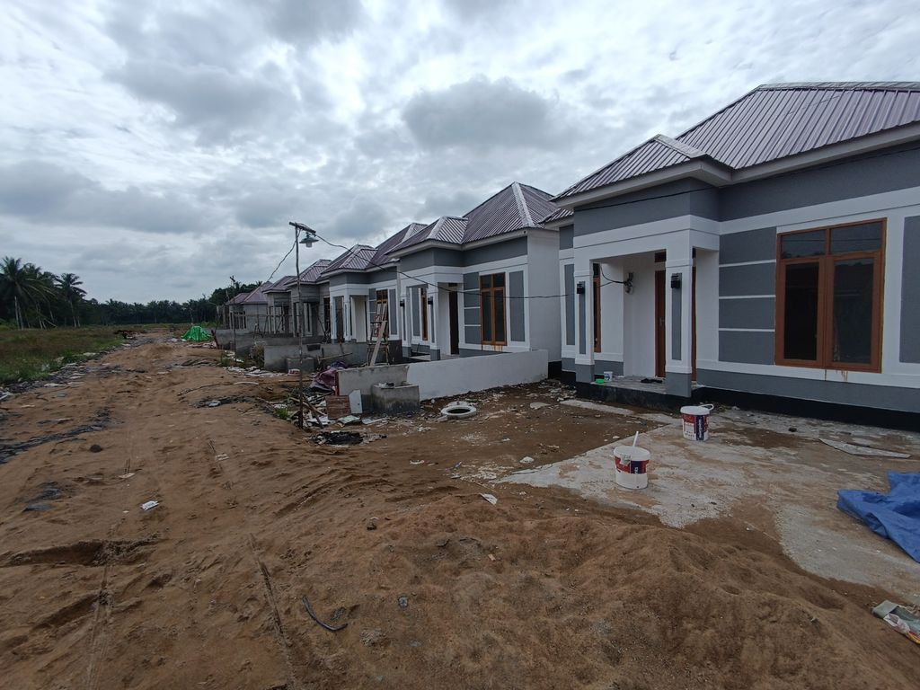 foto contoh rumah perumahan purnama raya 5