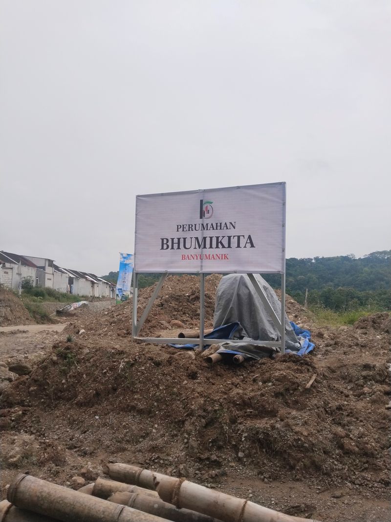 foto gerbang perumahan Perumahan Bhumikita Banyumanik