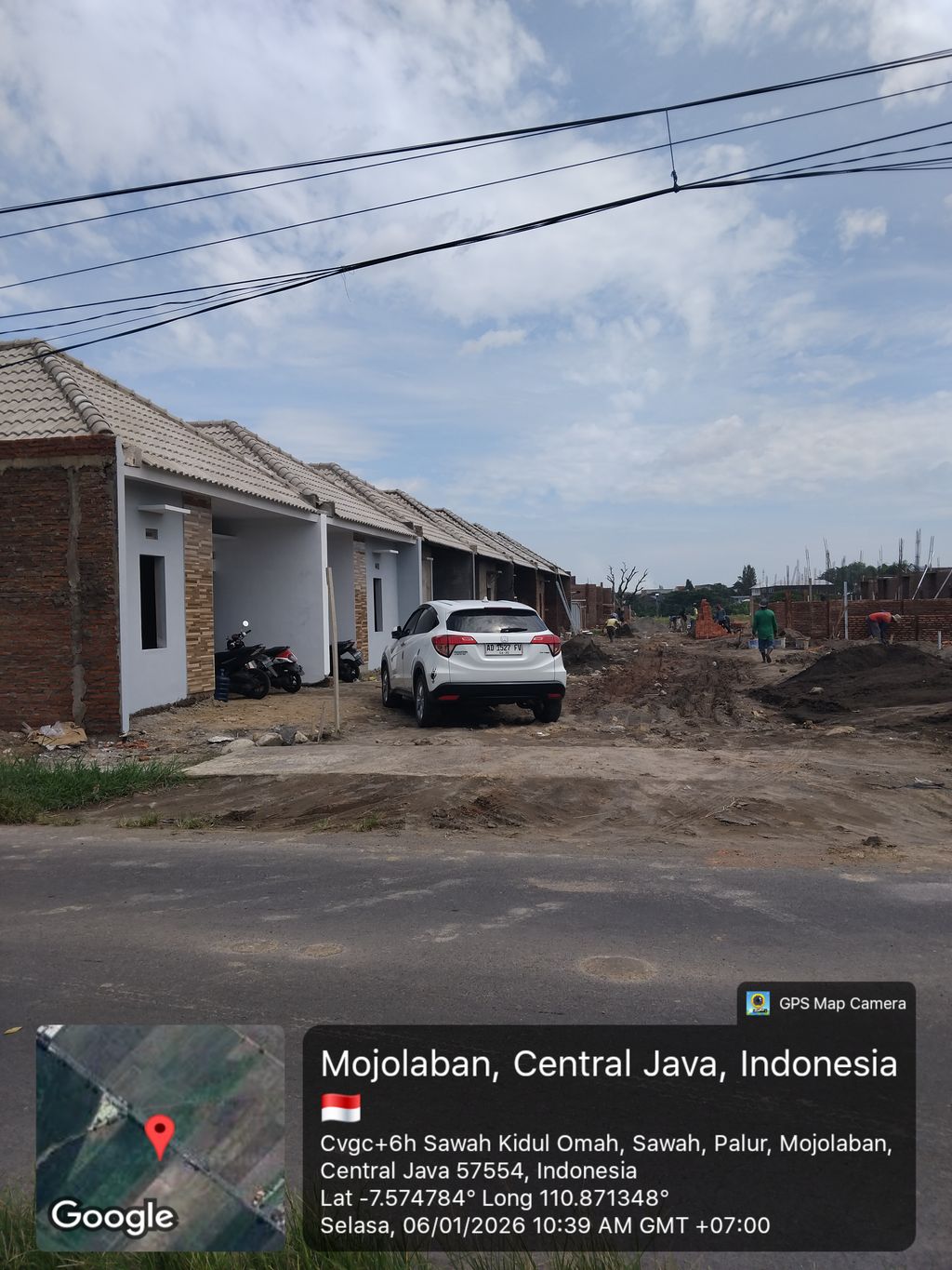 foto gerbang perumahan HOME PALUR