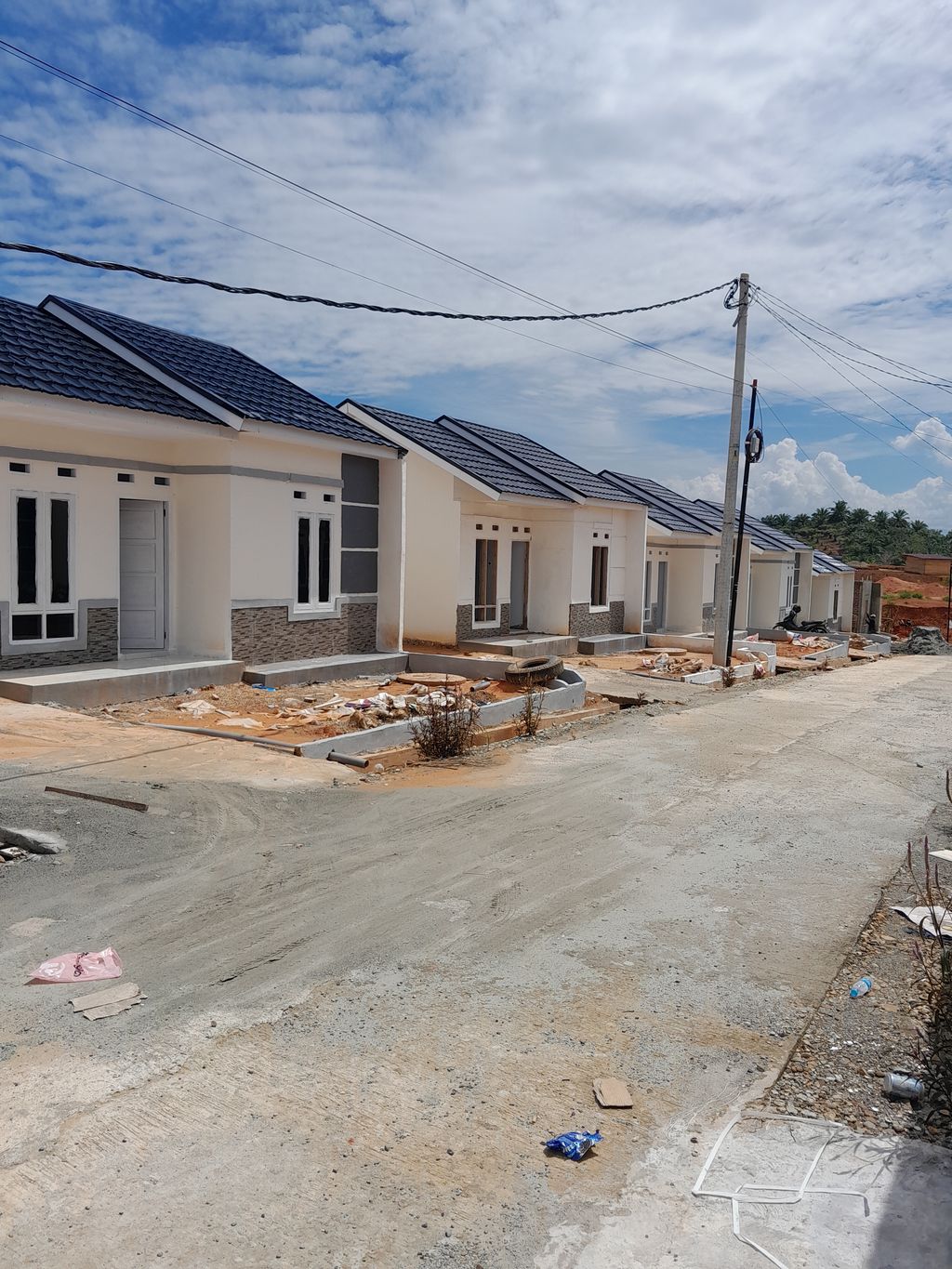 foto posisi tengah perumahan MEDAN JAYA RESIDENCE 2 TAHAP 2