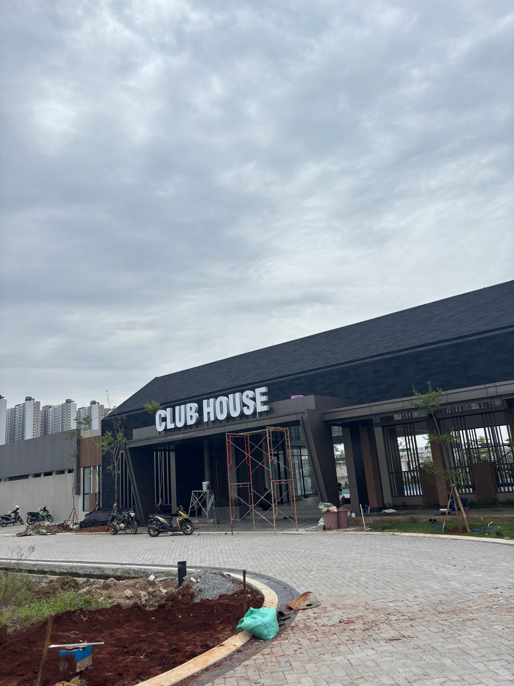 foto posisi tengah perumahan SHM - CLUSTER SAPPORO