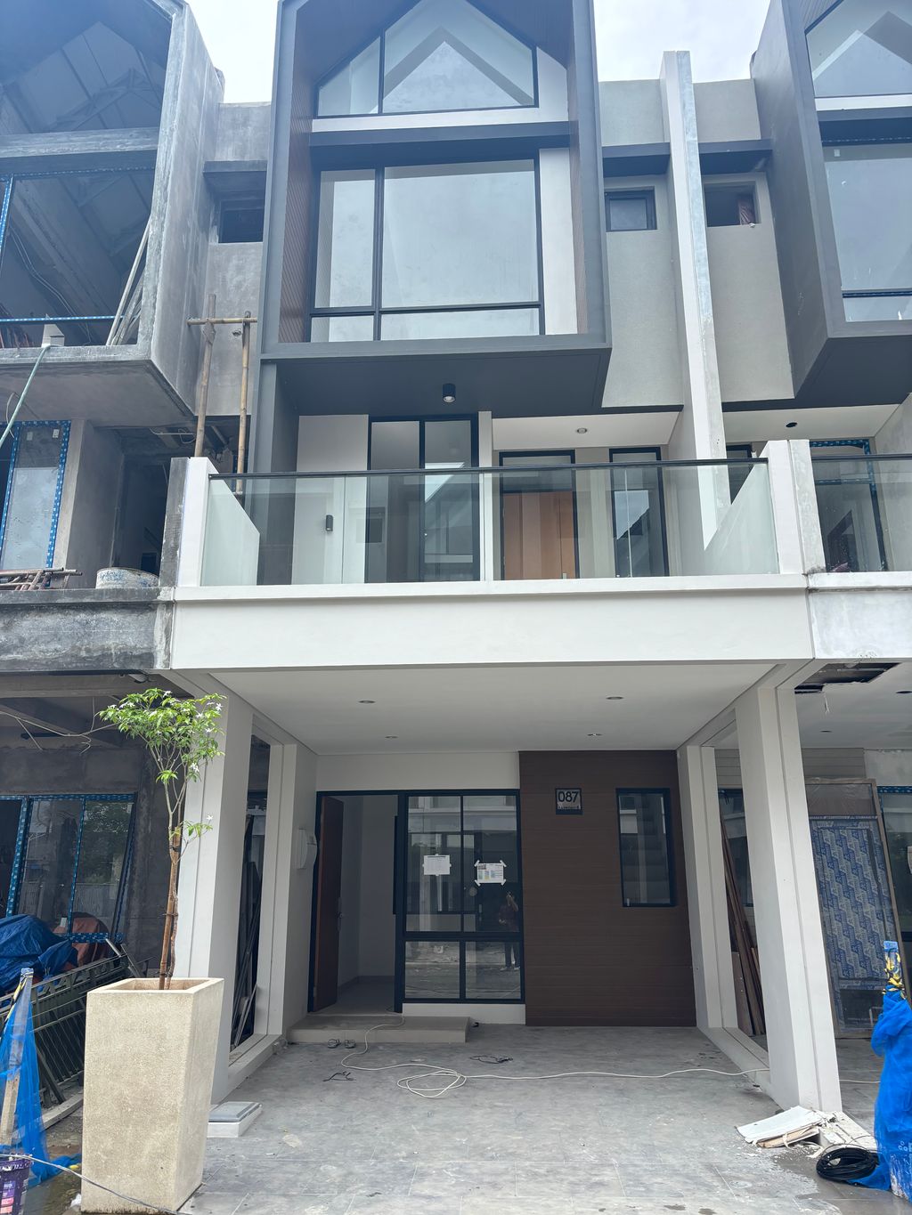 foto contoh rumah perumahan SHM - CLUSTER SAPPORO