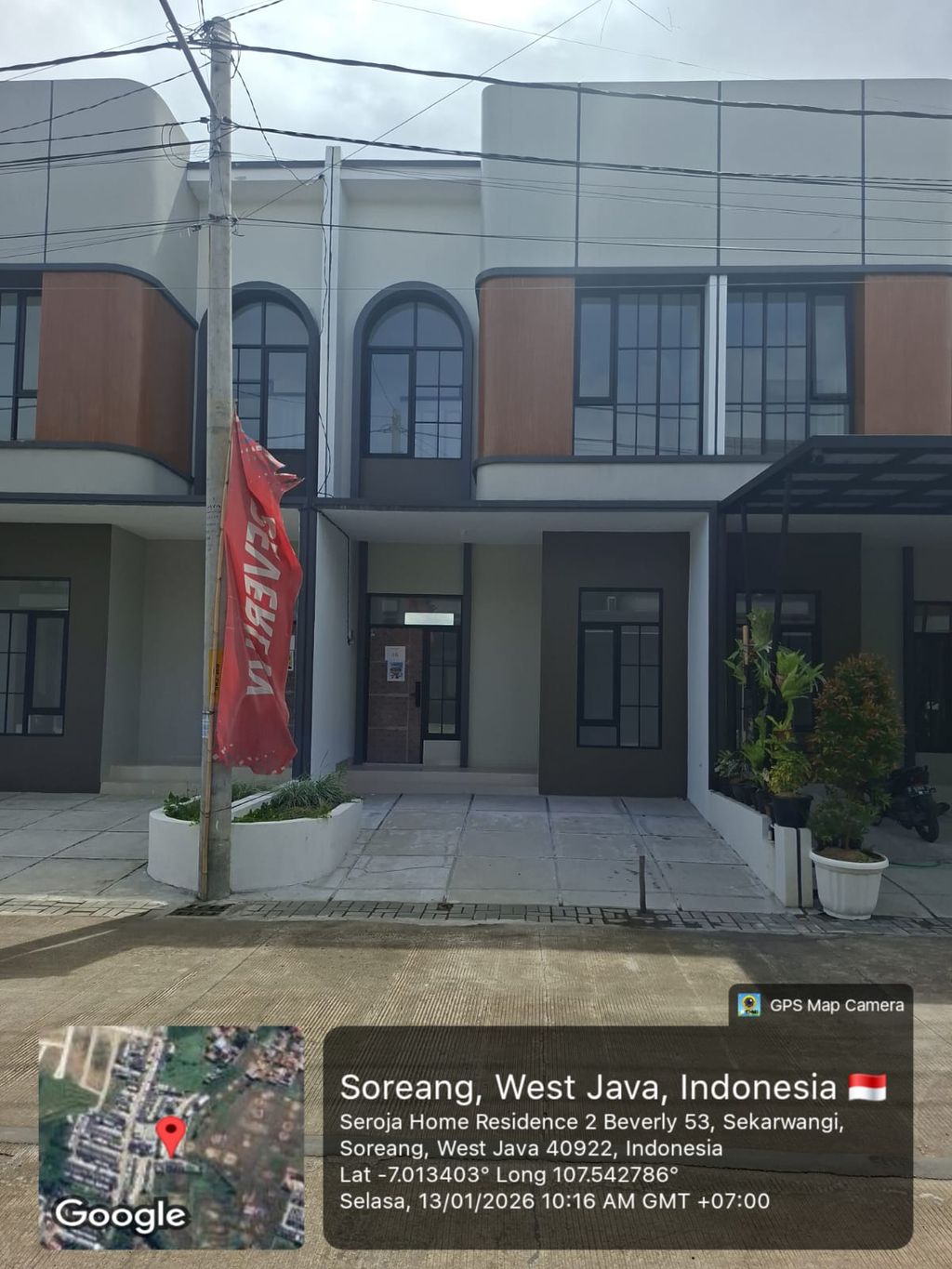 foto tampak rumah tipe 43 Compact (3 kamar) (522) perumahan Cluster Beverly