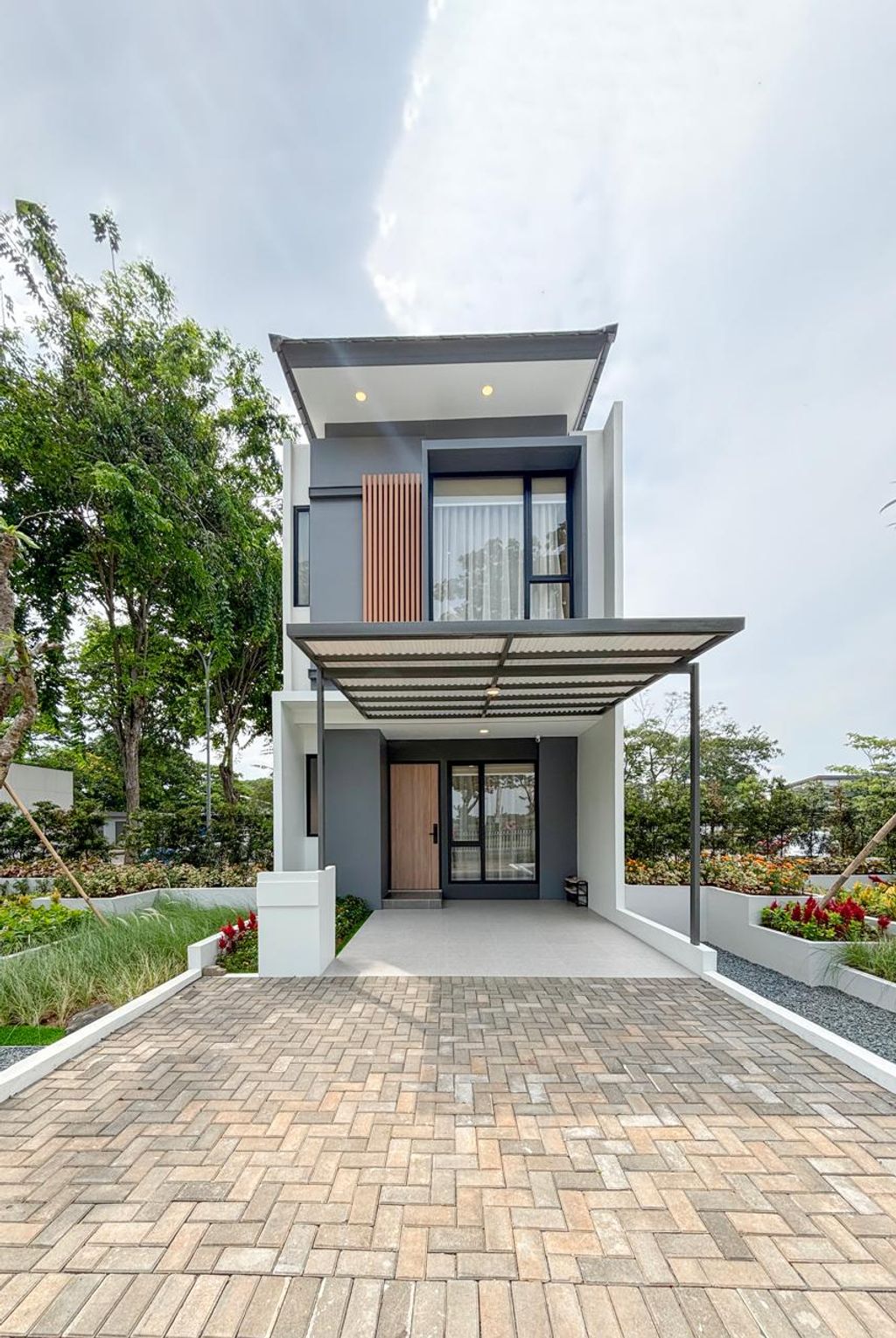 foto tampak rumah tipe T.65/60 perumahan GRAND WISATA - CLUSTER ALTARA