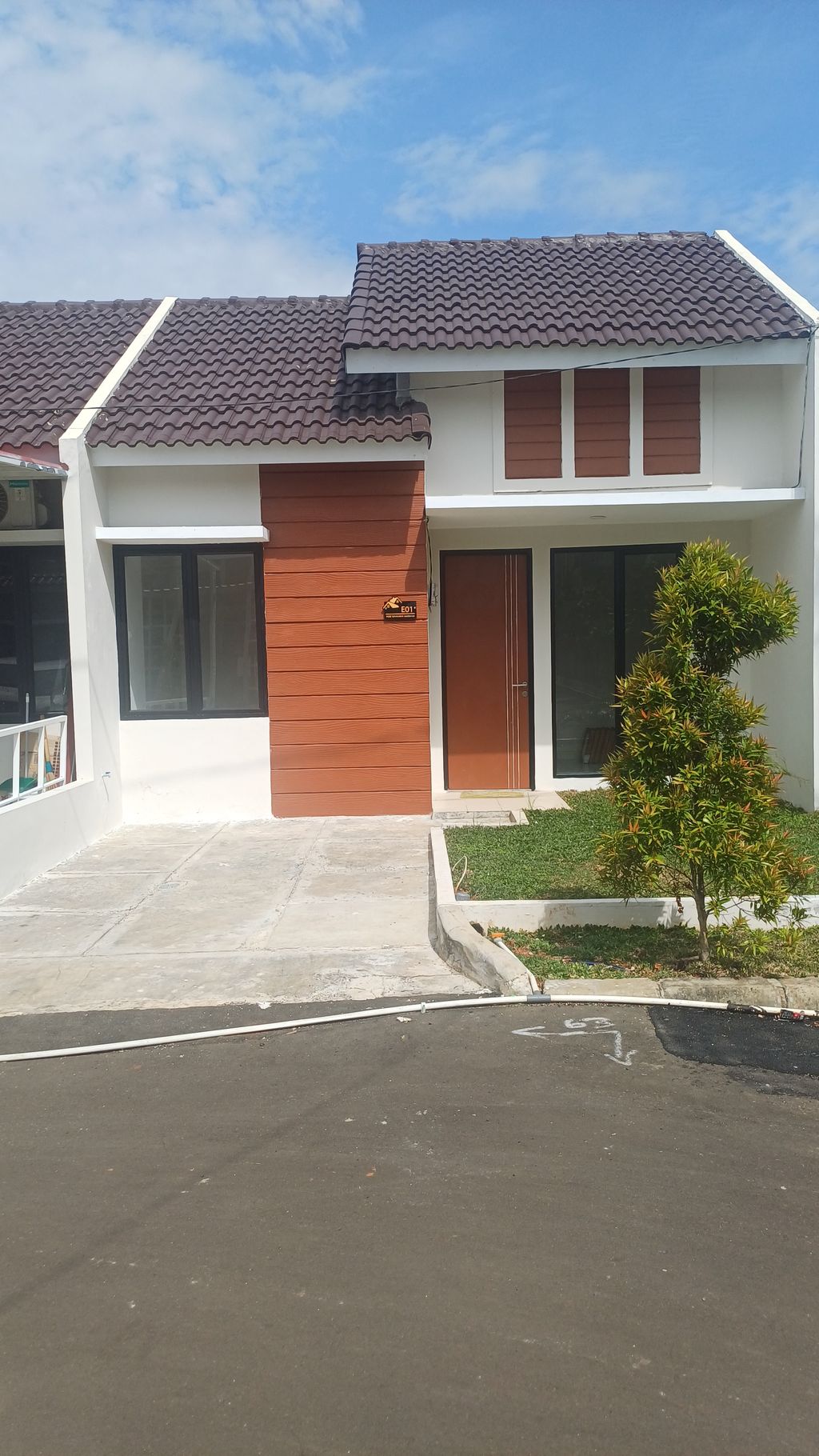 foto contoh rumah perumahan Perumahan Puri Semanan