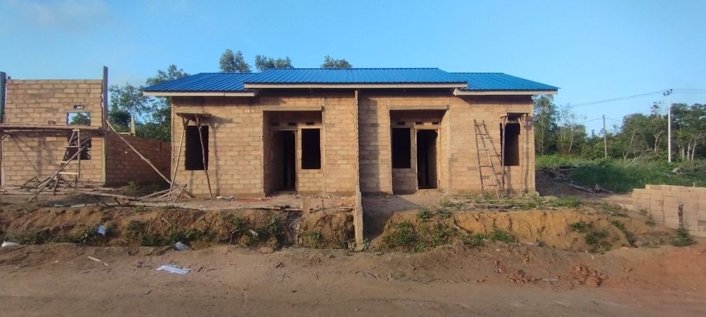 foto contoh rumah perumahan GRAHA PACIFIC INDAH