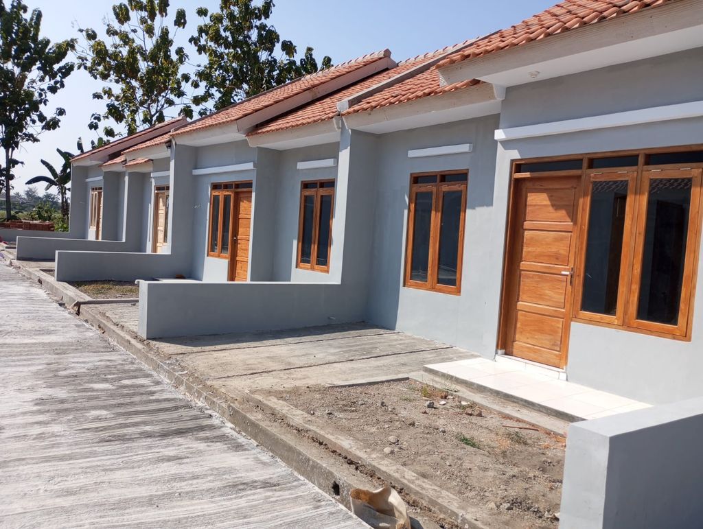 foto tampak rumah tipe 30 perumahan KARTINI SAFIRA