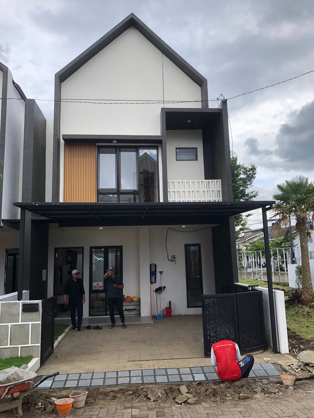 foto contoh rumah perumahan Nora Park