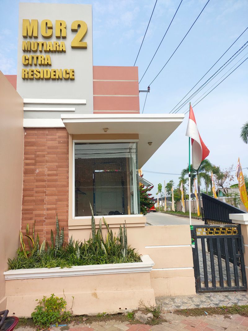 foto gerbang perumahan MUTIARA CITRA RESIDENCE 2 TAHAP 3