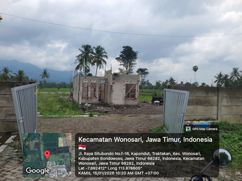 foto gerbang perumahan KHARISMA REGENCY 2