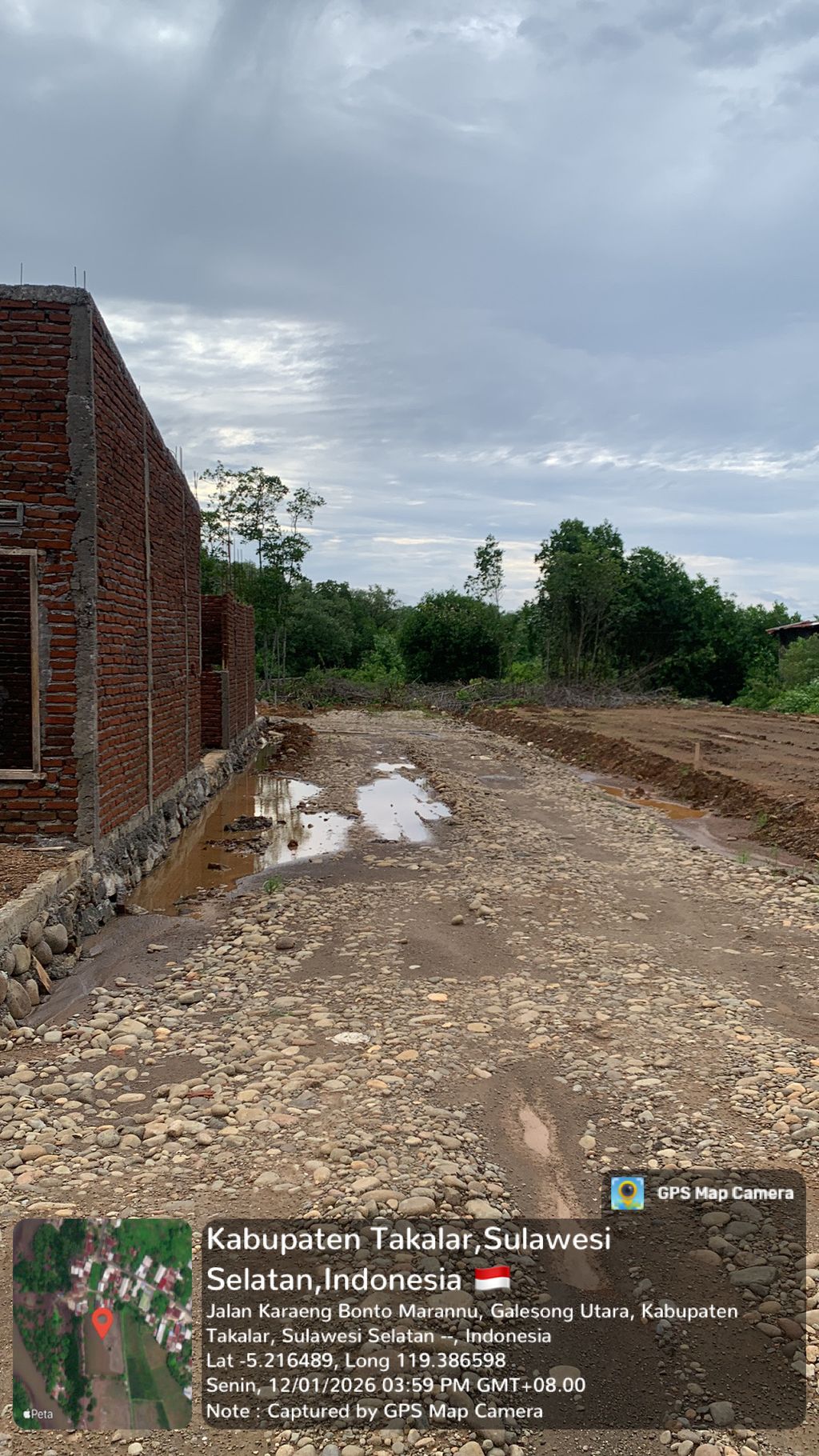 foto posisi tengah perumahan GRAND HAZIKRA I