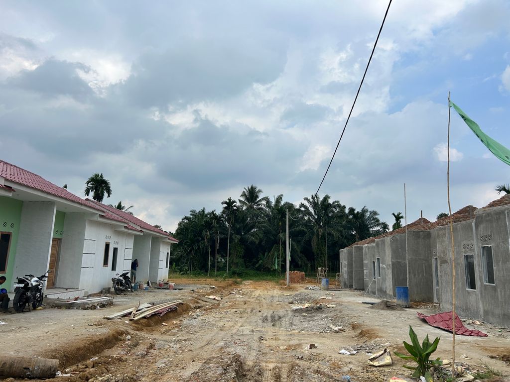 foto posisi tengah perumahan MUTIARA REGENCY TAHAP II