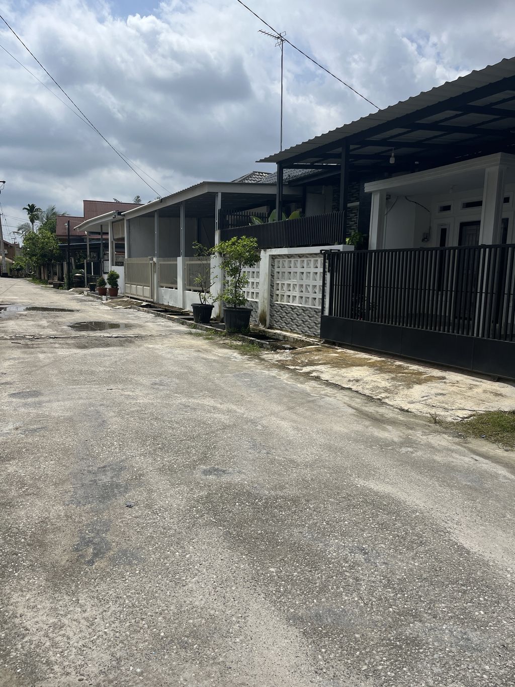 foto gerbang perumahan PERUMAHAN PERMATA BENING TAHAP 9P. II