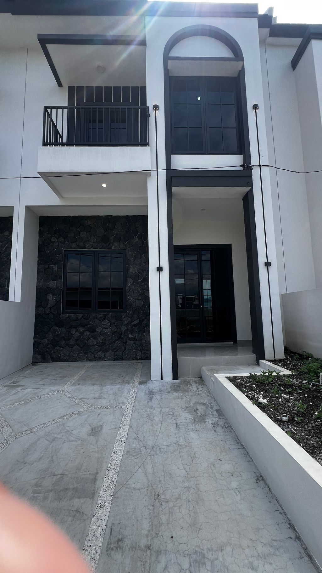 foto contoh rumah perumahan THE 9 PANGESTU