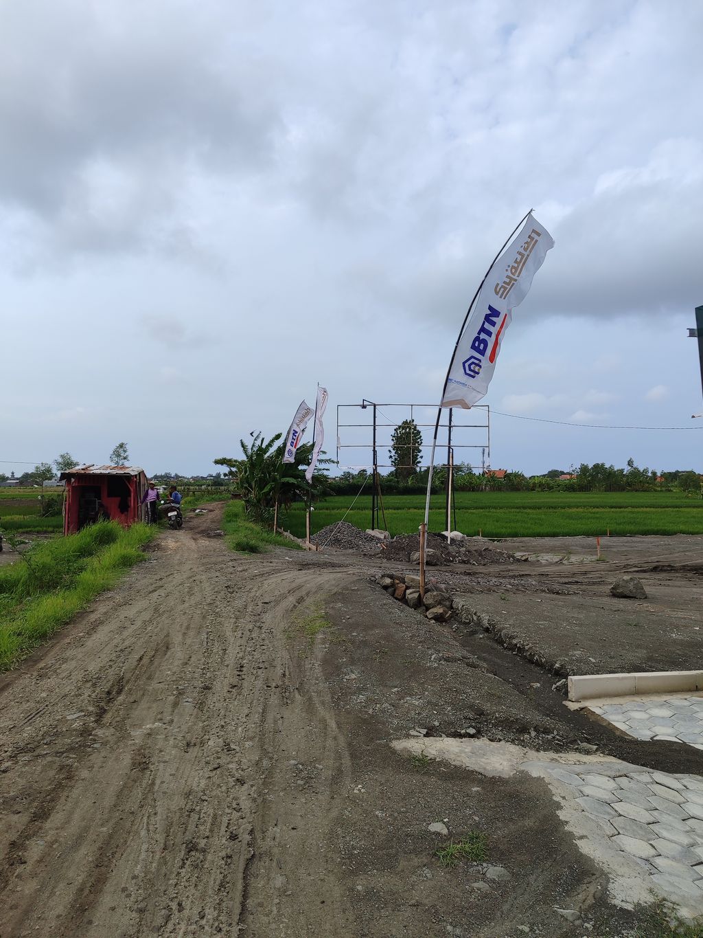 foto gerbang perumahan SAKHA AMARTHA