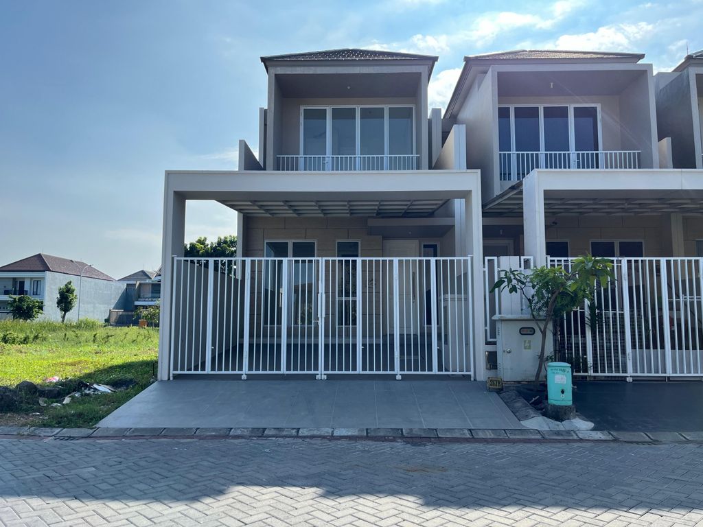 foto tampak rumah tipe 106/96 Alt. 2 perumahan Puri Galaxy